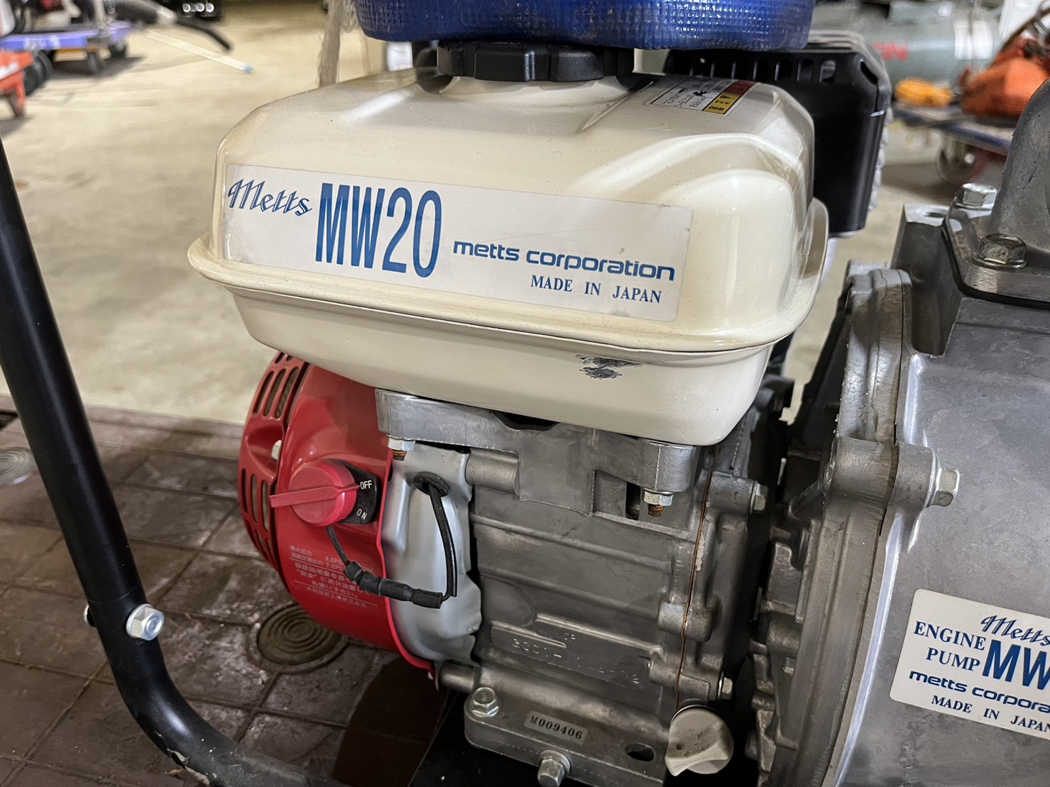 エンジンポンプ　MW20