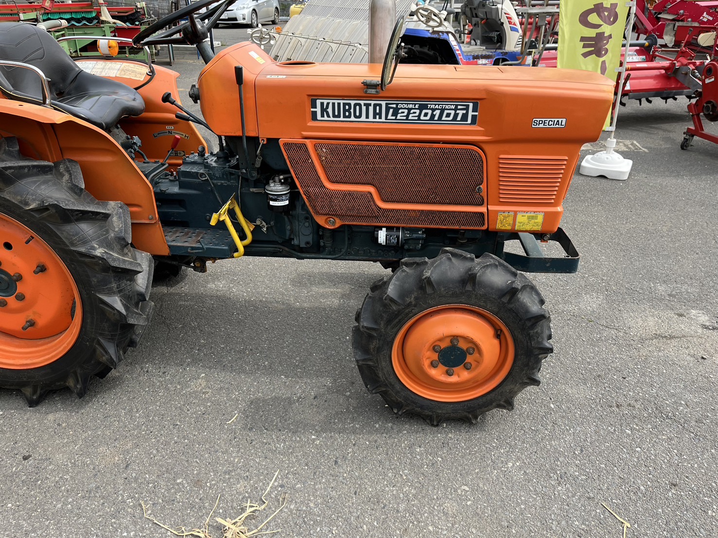 トラクター　L2201DT