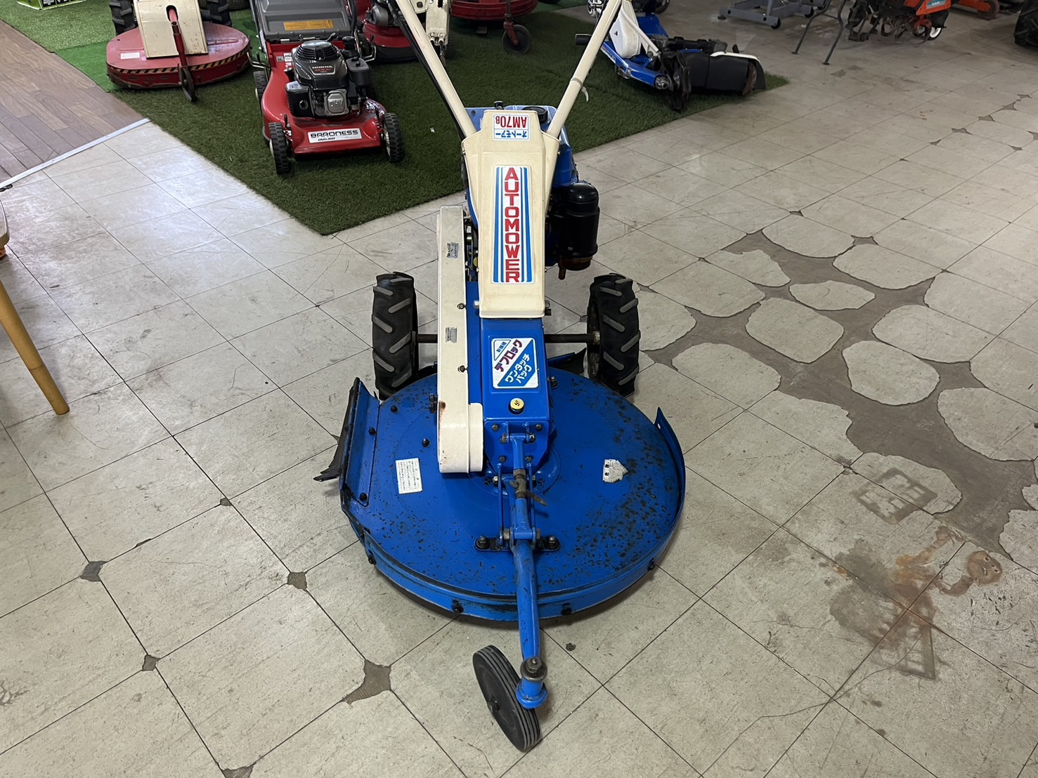 オートモア　AM70B