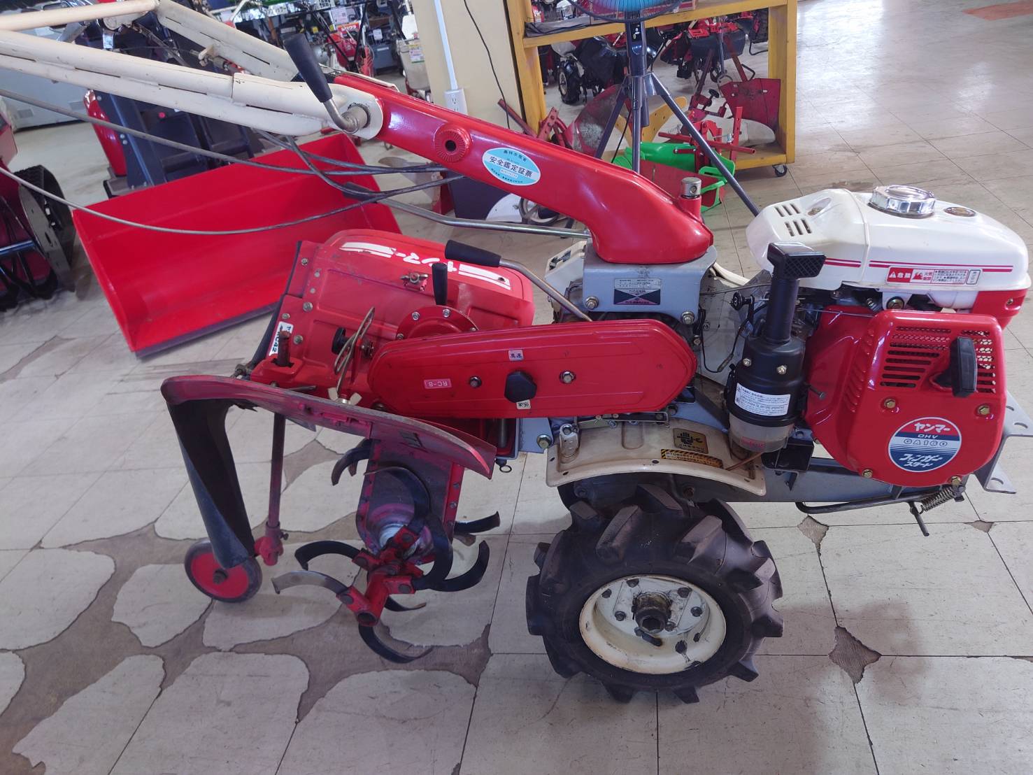 管理機　ヤンマー　YK700