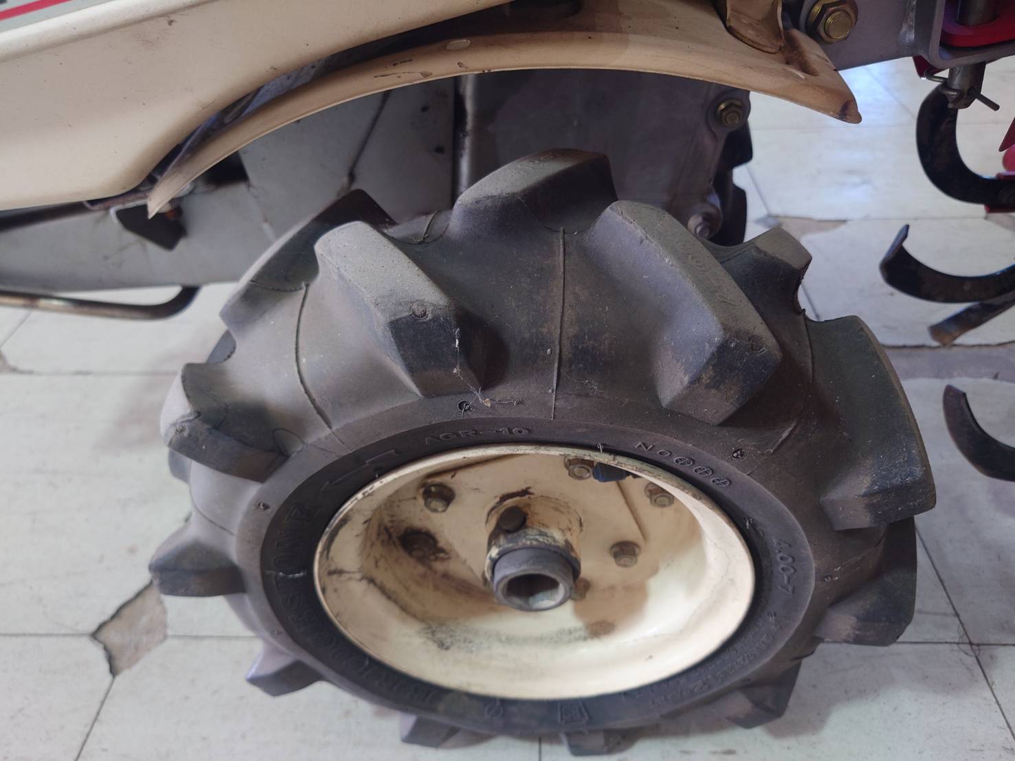 管理機　ヤンマー　YK700