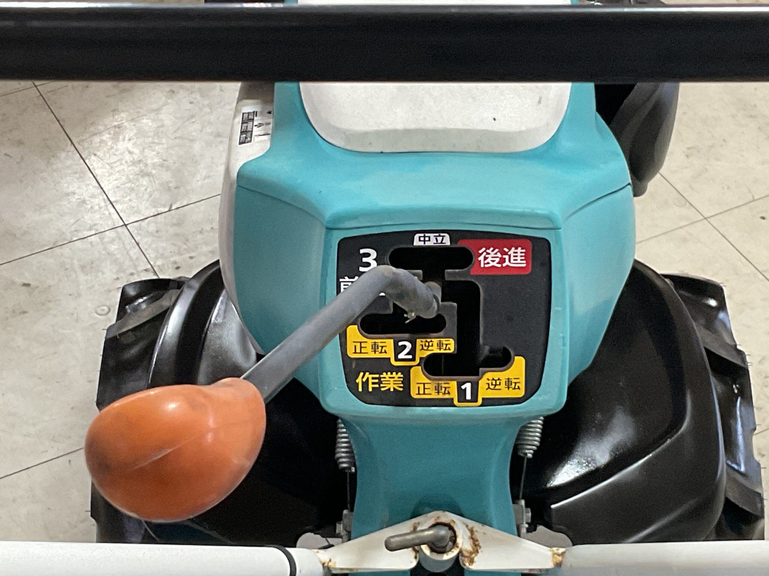 耕運機　クボタ　TRS70