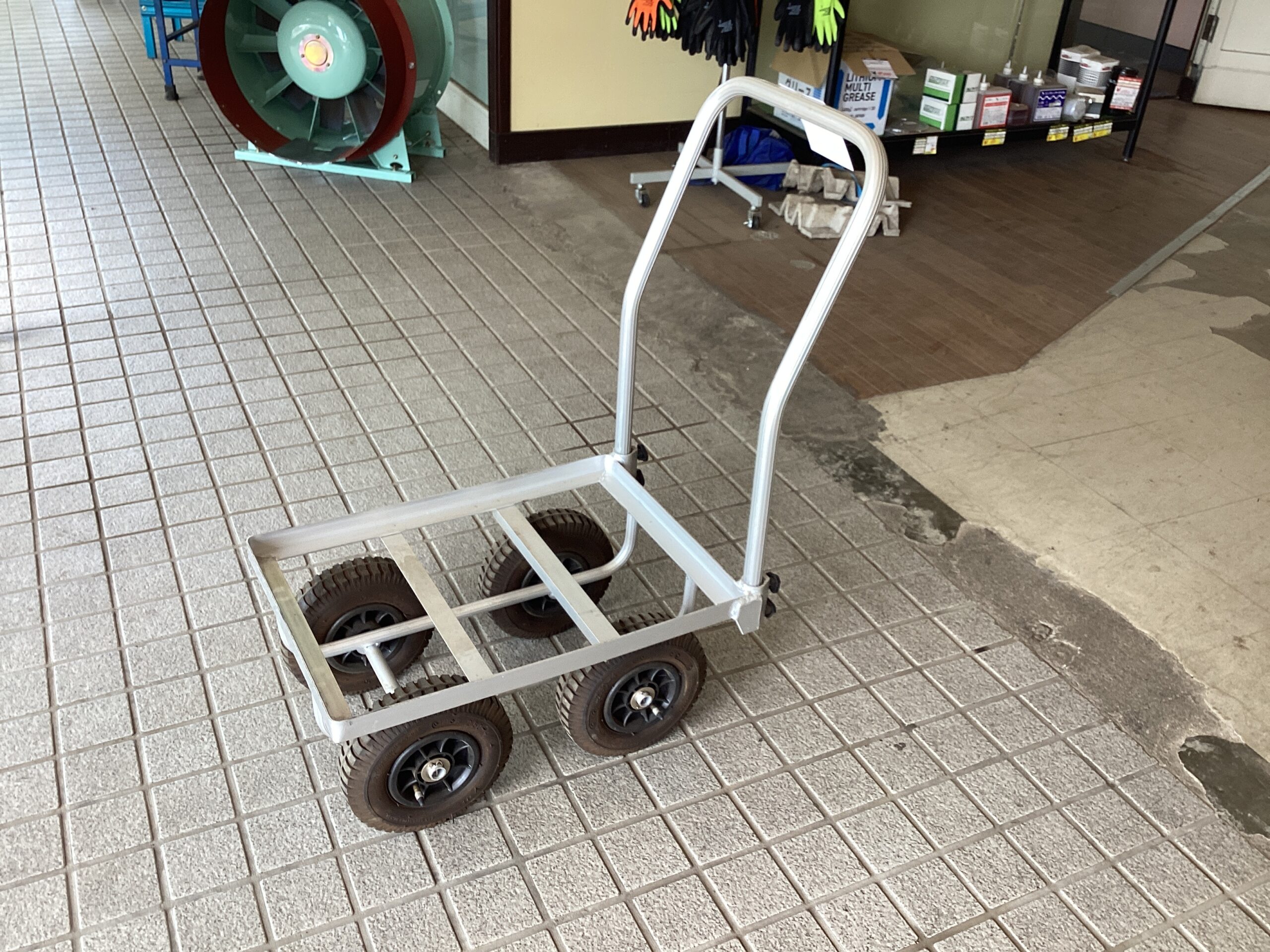 不明台車<span>不明