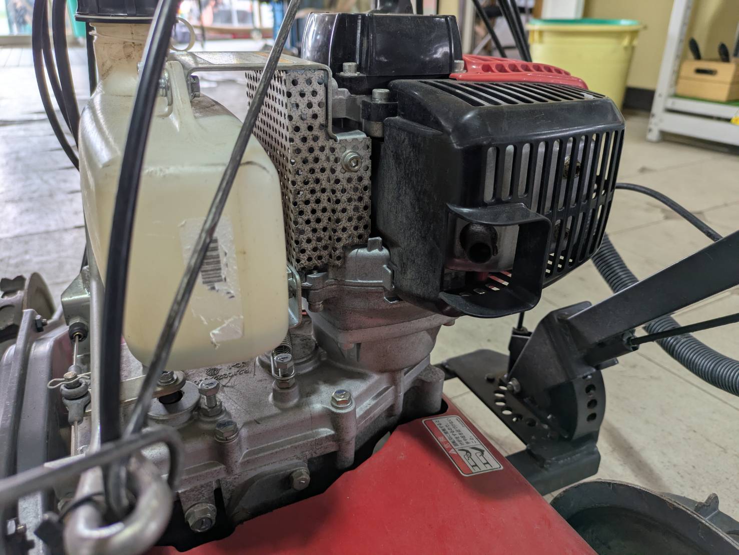 自走式草刈り機　BIG M　KJ-30