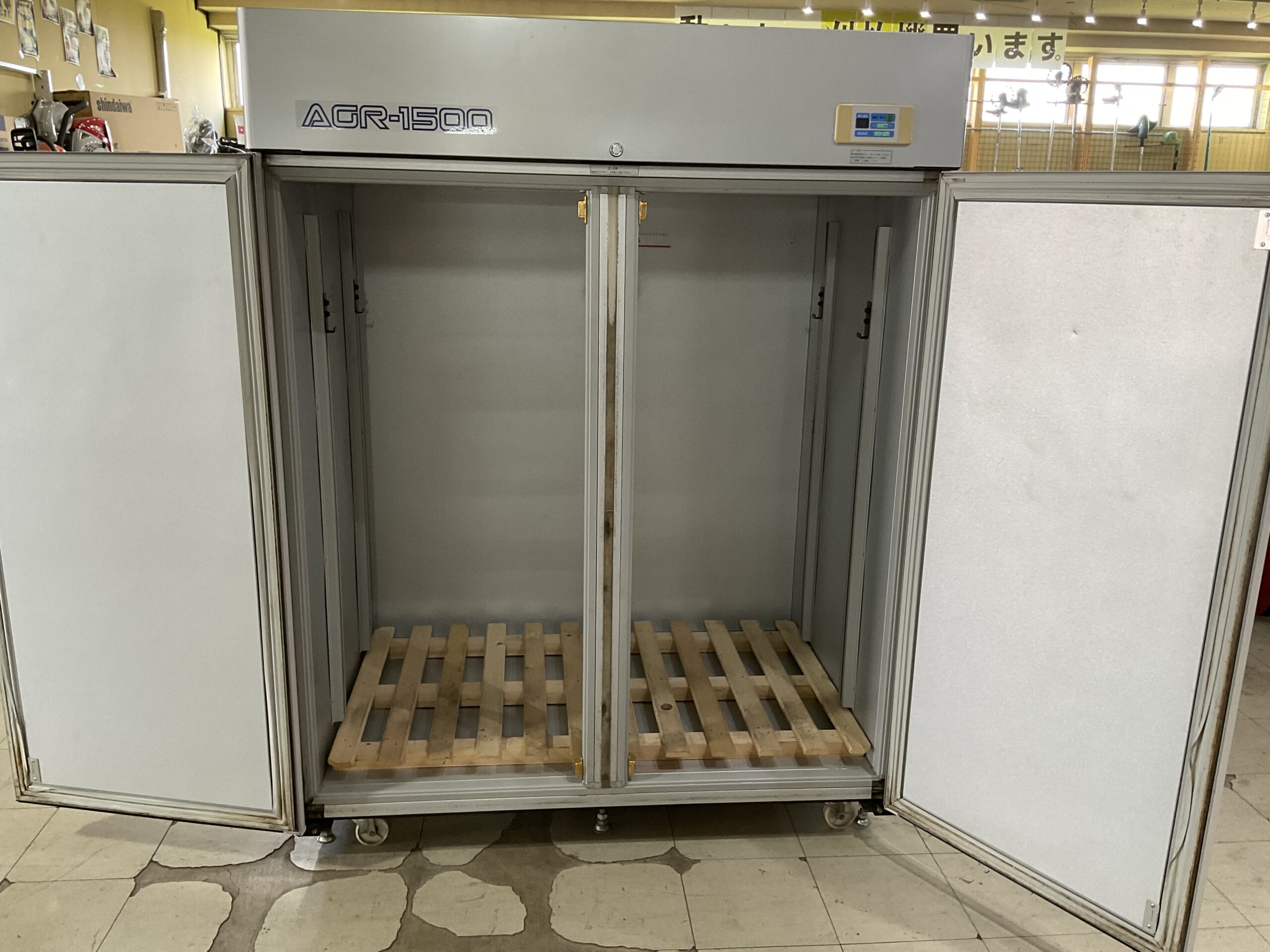 低温貯蔵庫　山本製作所　AGR-1500