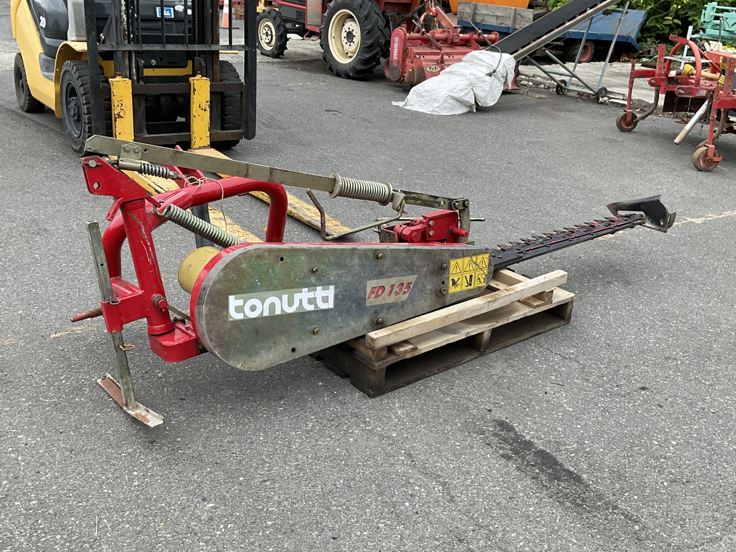 トラクター用バリカンモア　FD135