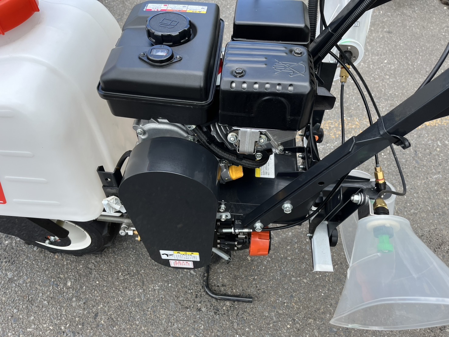 畝間スプレーヤーカー　TSP50V