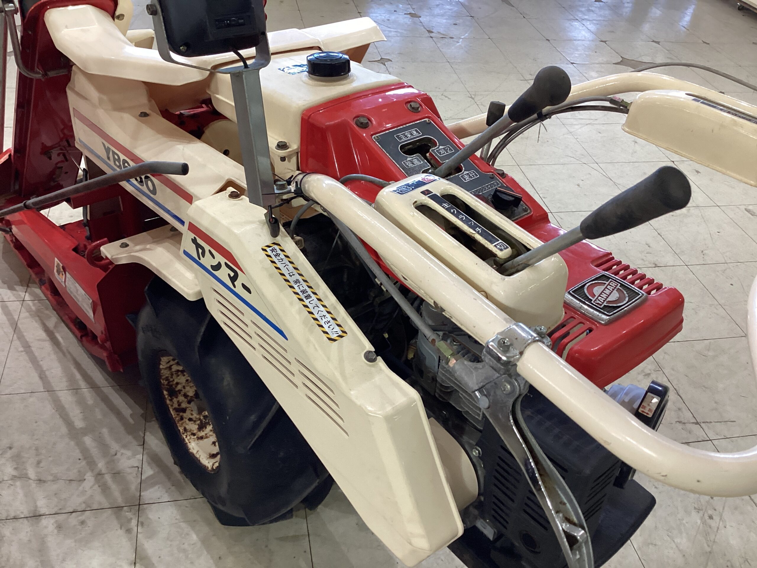 バインダー　YB650