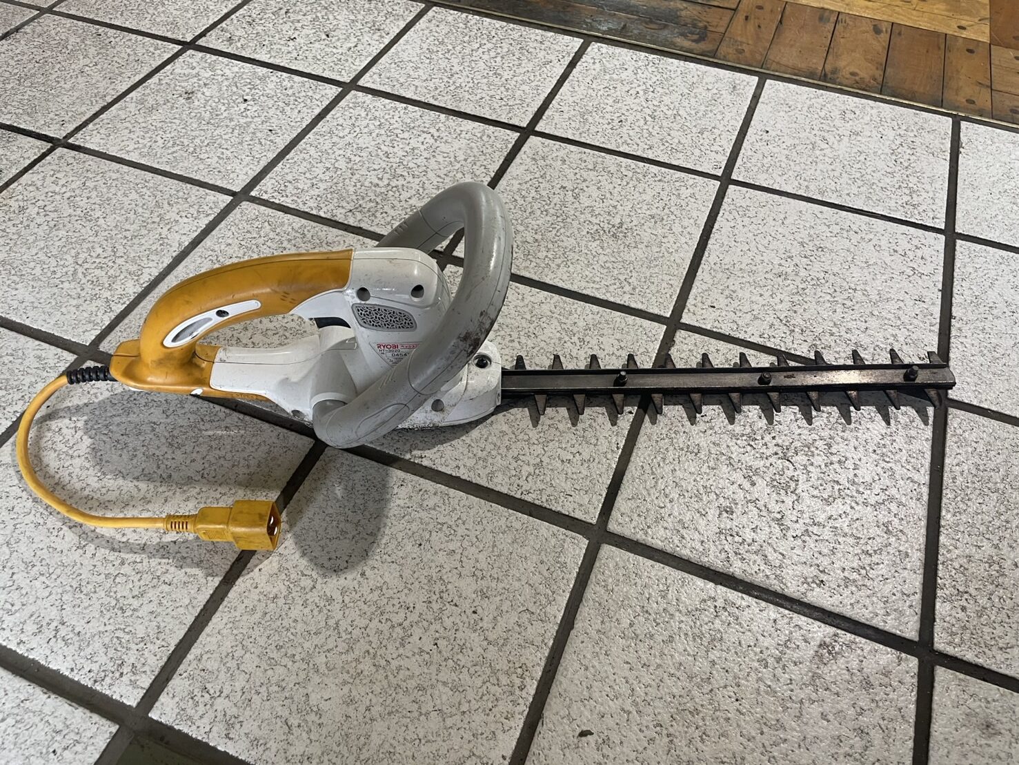 RYOBI バリカン <span>HT-3020