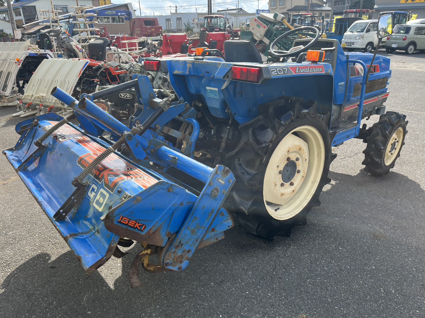 トラクター　TA207F