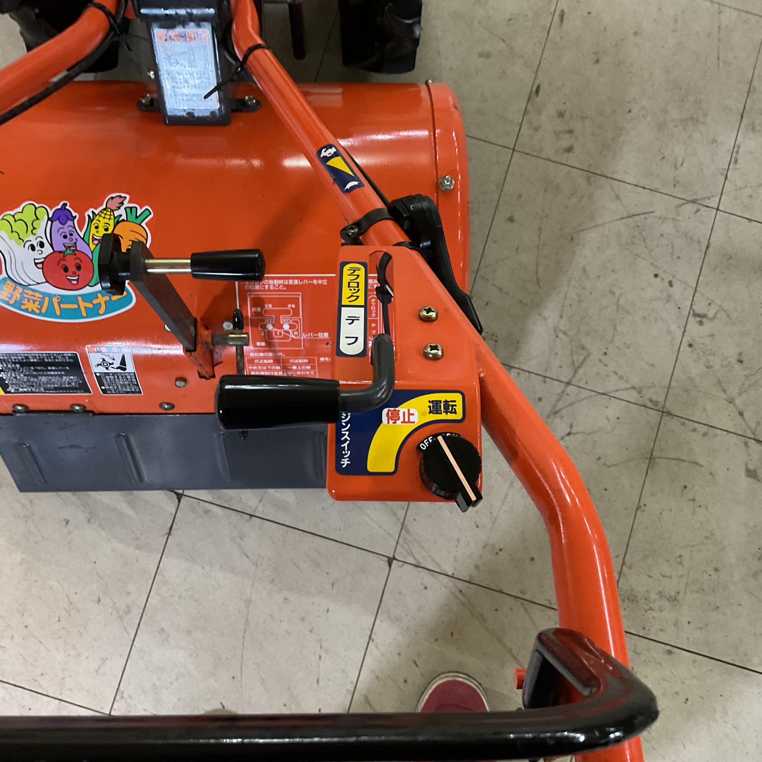 管理機　クボタ　TR60