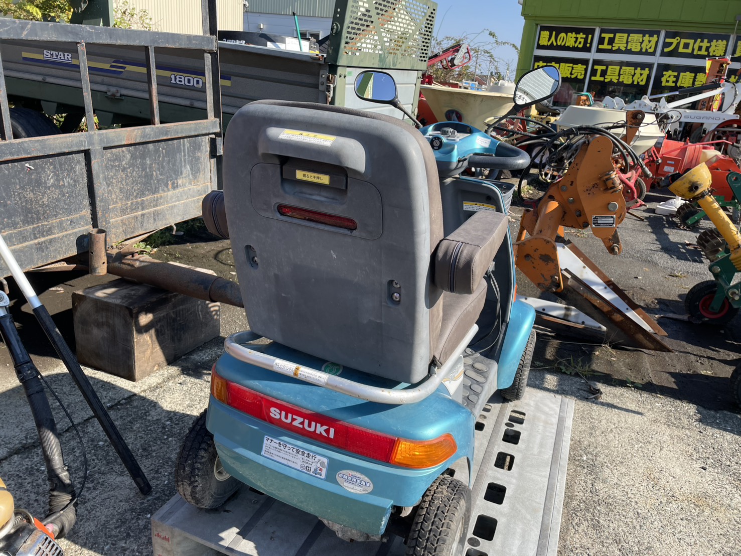 スズキ　セニアカー　ET４（バッテリー×）